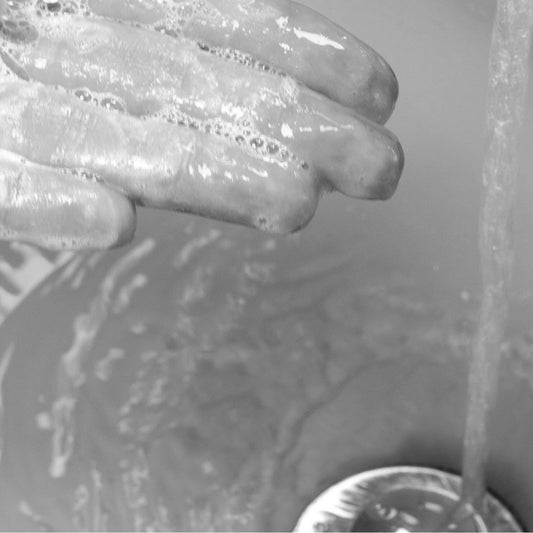 'No Dirt' Cleanser + Makeup Remover